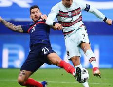 世俱杯2025-南美洲球员表现出色，备战国内联赛