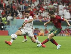 世俱杯决赛-瑞士队在比赛中夺得胜利，晋级资格