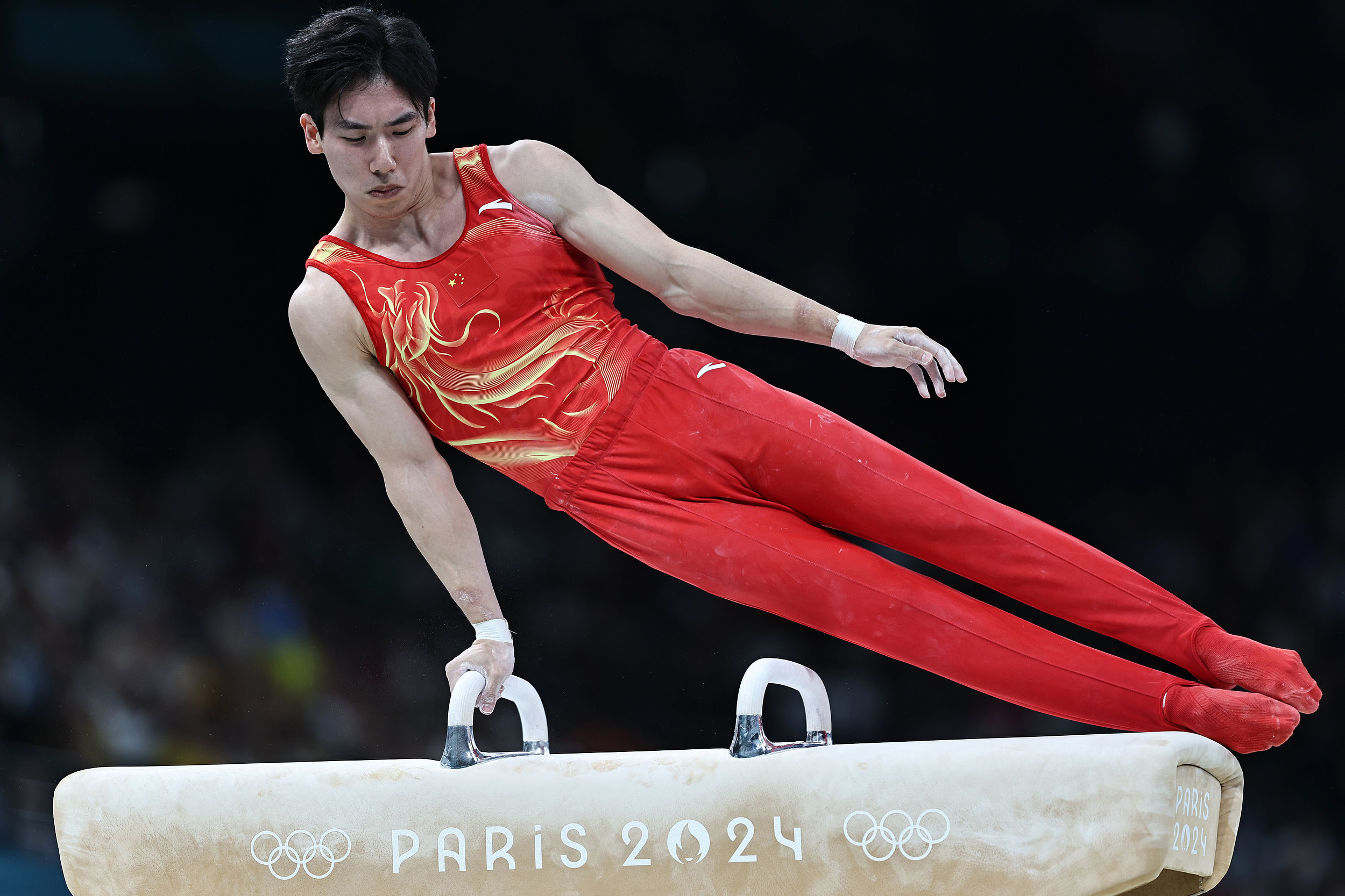 世俱杯分组-体操选手刷新世界纪录，震撼全场