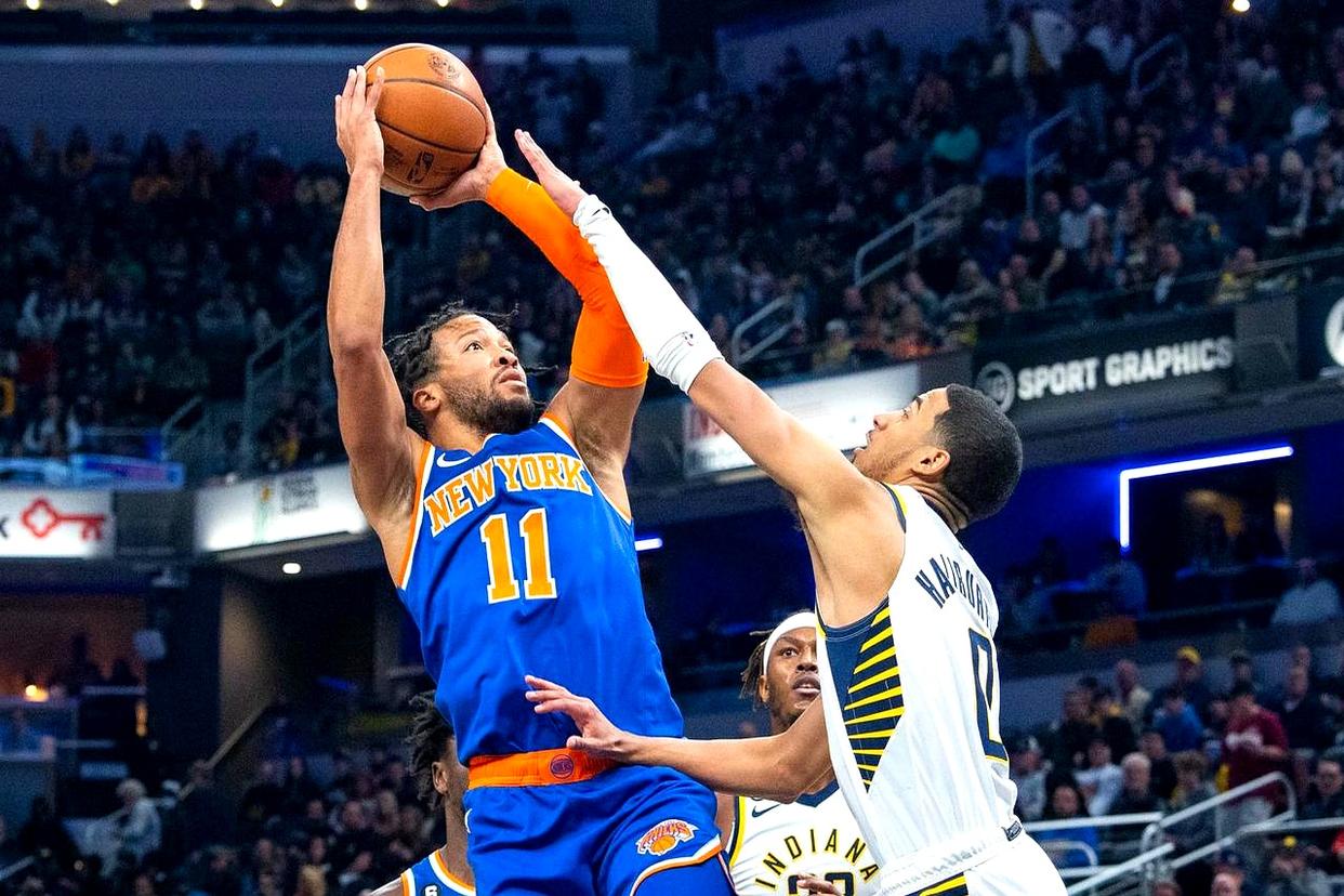 世俱杯赛程-爵士淘汰赛过关广厦队，布克在东决关键战接管比赛